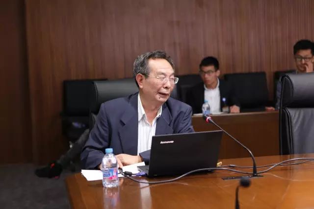 公司舉辦《固廢產(chǎn)業(yè)現(xiàn)狀與前景展望》學術(shù)講座3.jpg 公司舉辦《固廢產(chǎn)業(yè)現(xiàn)狀與前景展望》學術(shù)講座3.jpg